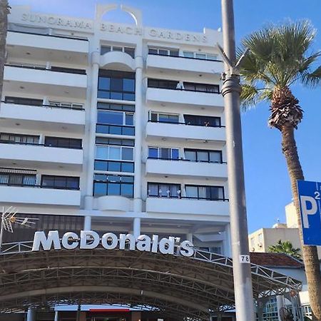 Prime Beachfront Apartment On Larnaca Finikoudes Exterior foto